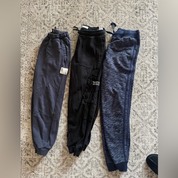 3 boys pants. 2 from Zara and 1 from children’s place. - Picture 1 of 8